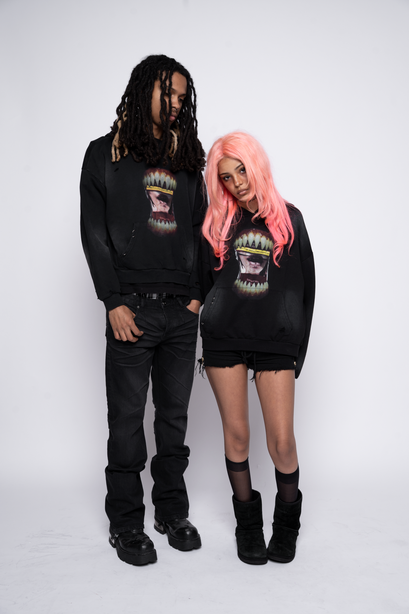 「MASOCHIST」HOODIE BLACK